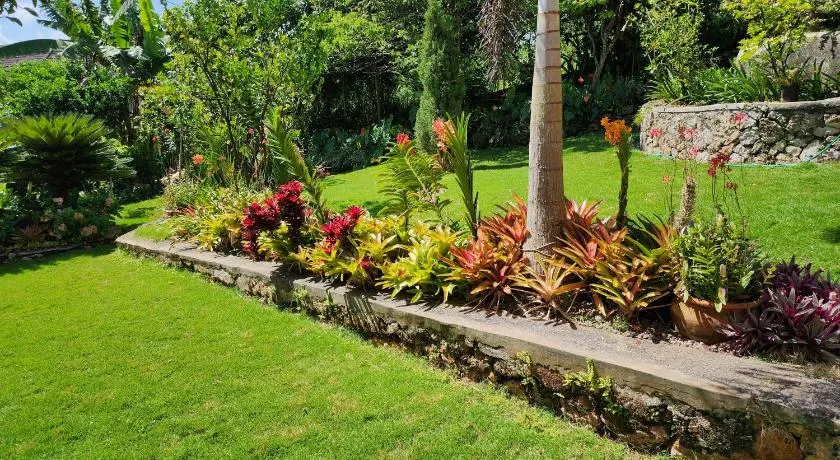 The Villa Retreat - Image 1