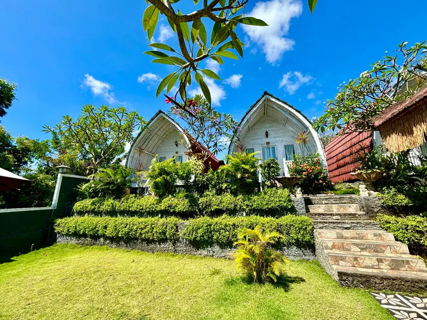 Hotra Hill Cottage - Image 1