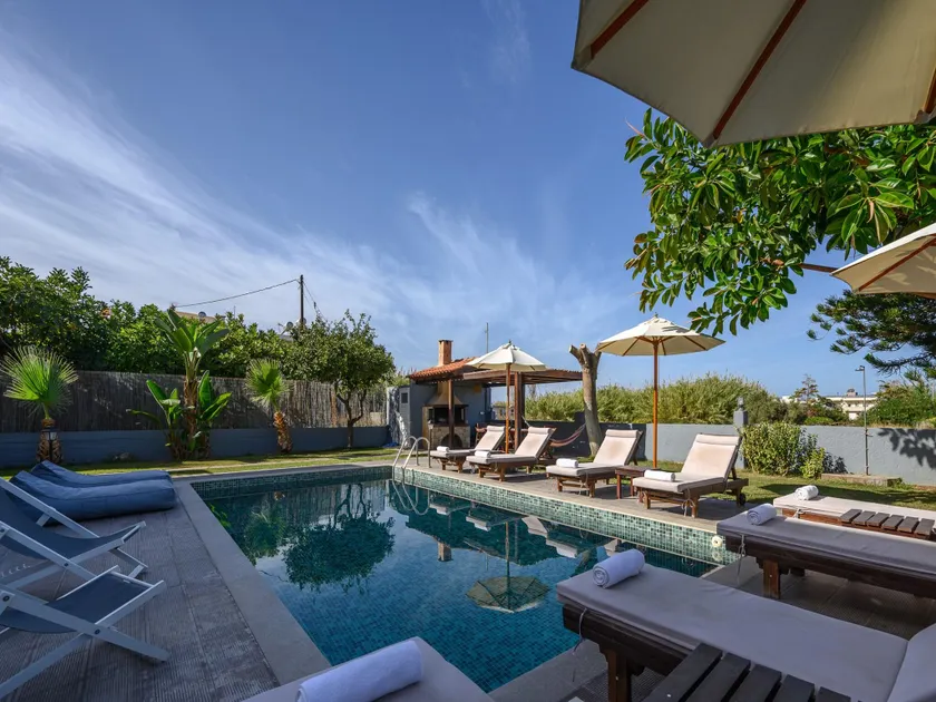 Villa in Platanes with Private Pool & Beach - Image 1