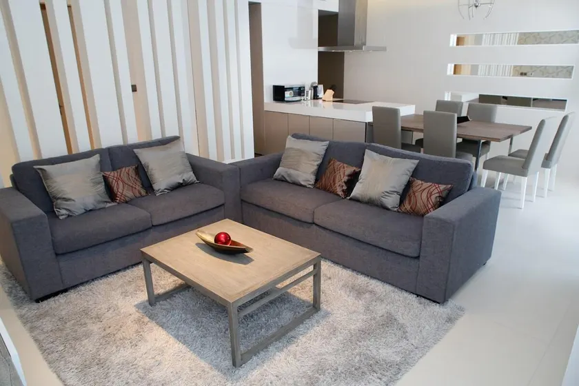 Designer 2br with beautiful terrace - Image 1