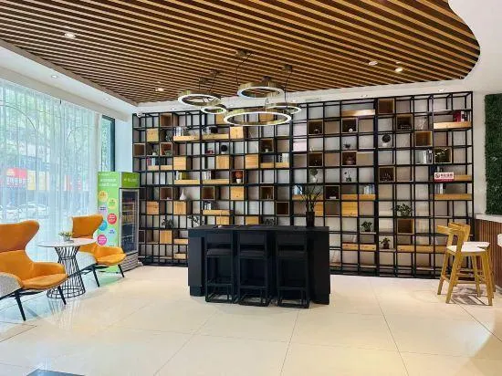 Juxin Yuetu Yaju Hotel - Image 1