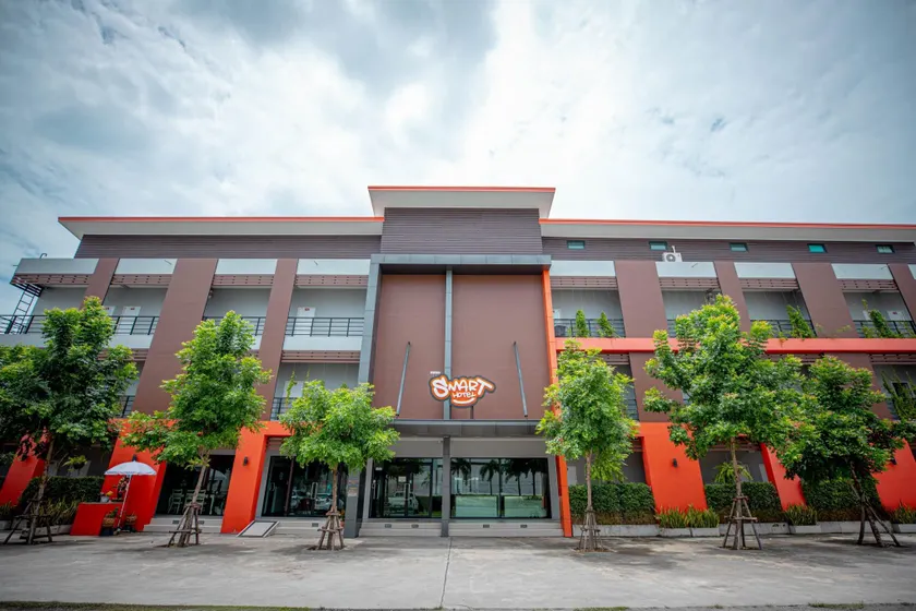 Smart Hotel - Image 1