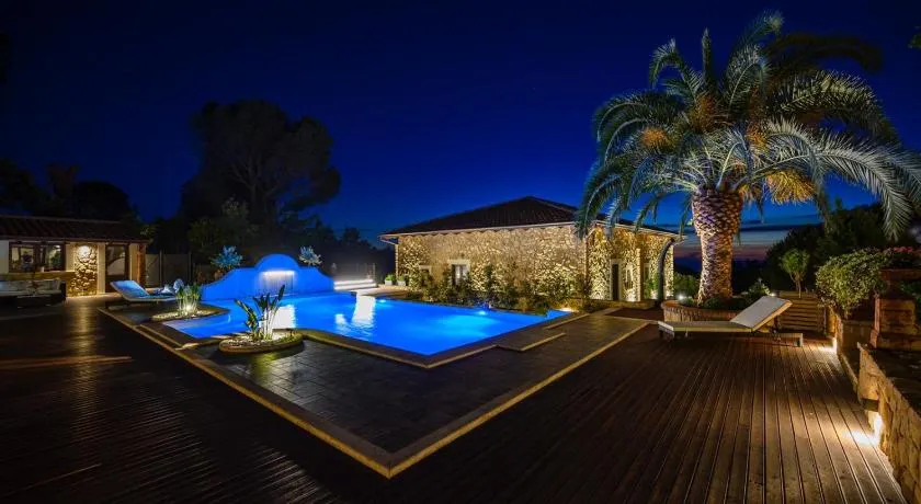 Donna Carolina Luxury rooms - Image 1
