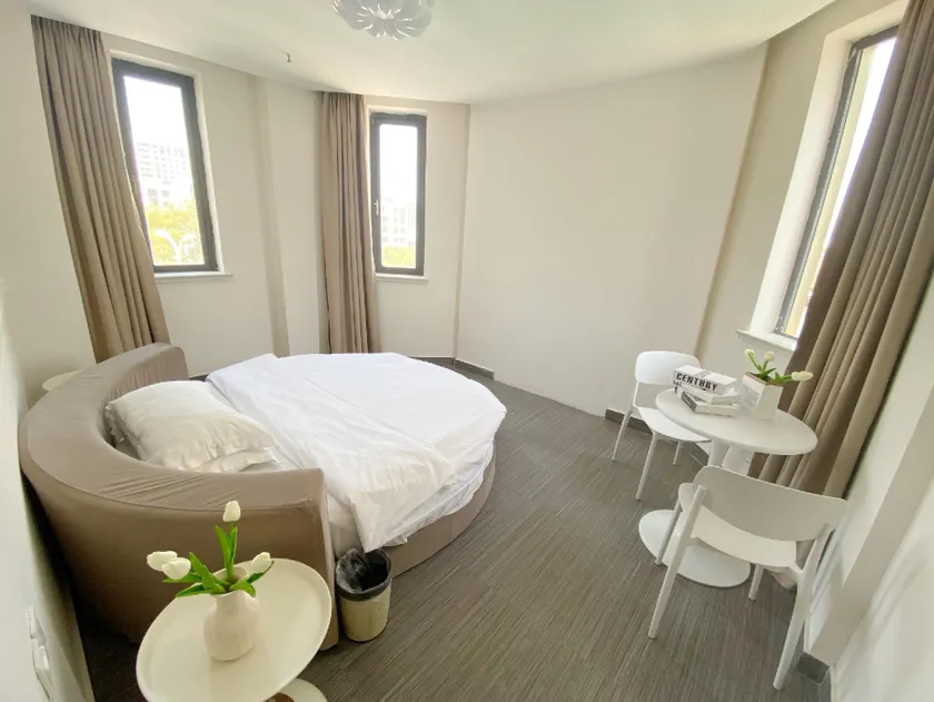 Weinuo Hotel - Image 1