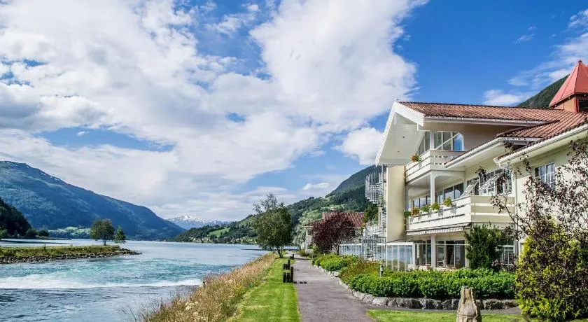 Hotel Loenfjord - Image 1