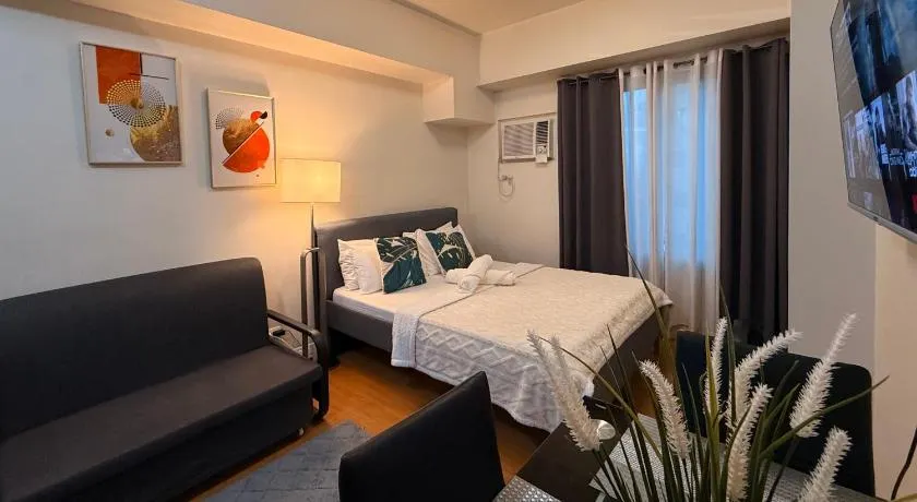 Condo units in Ermita Manila near UP-PGH, St Lukes & US Embassy - Image 1