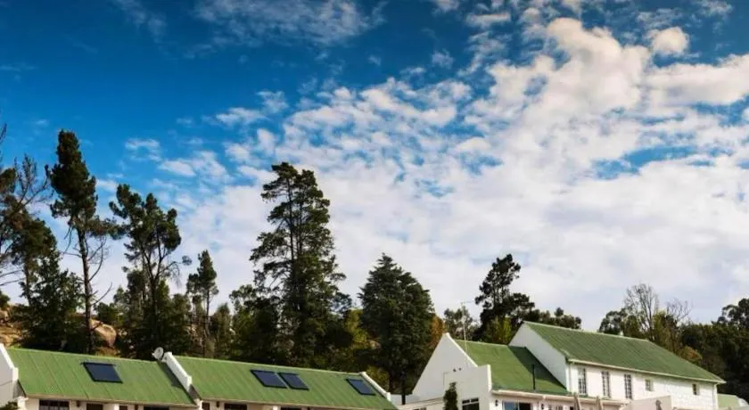 Oaklands Farm Stay - Image 1