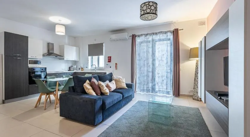 St Julians - Balluta 2 bedroom apartment - Image 1