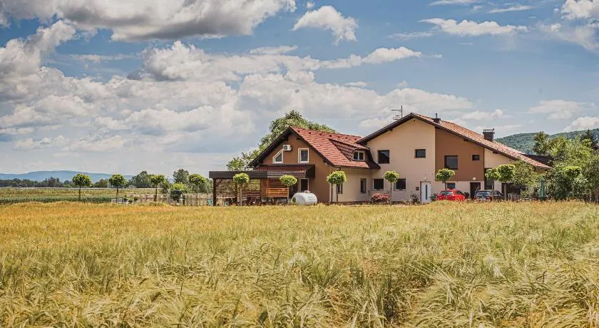 Lux Living Apartments BUDIČ near Terme Čatež - Image 1