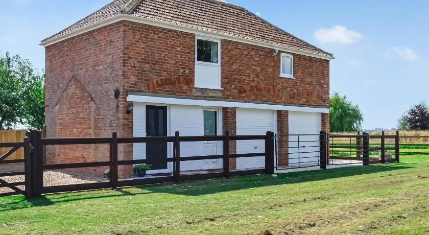 The Coach House - Image 1