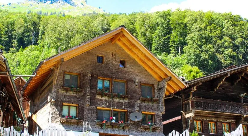 Mys Chalet - Authentique & rénové - Image 1