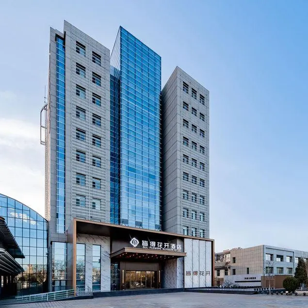 AllFlowerBlossmHotel - Image 1