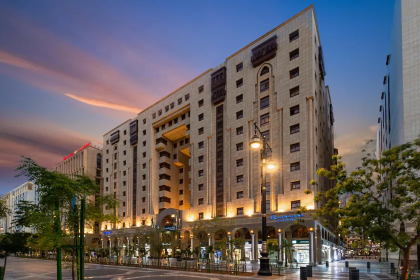 Golden Tulip Al Shakreen - Image 1