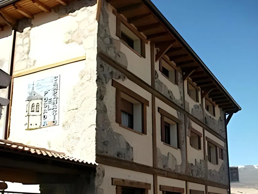 Posada el Campanario - Image 1