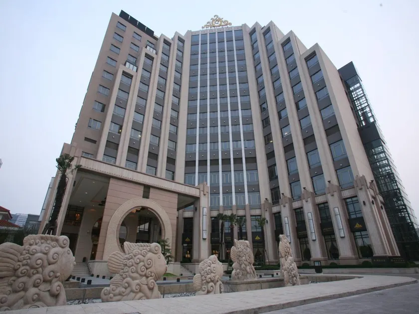 Huana Hotel Minhang Shanghai - Image 1