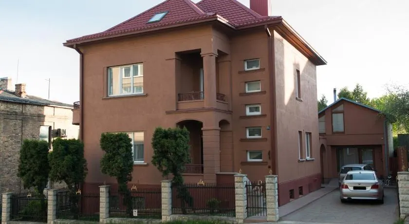 Petro delux apartments - Image 1