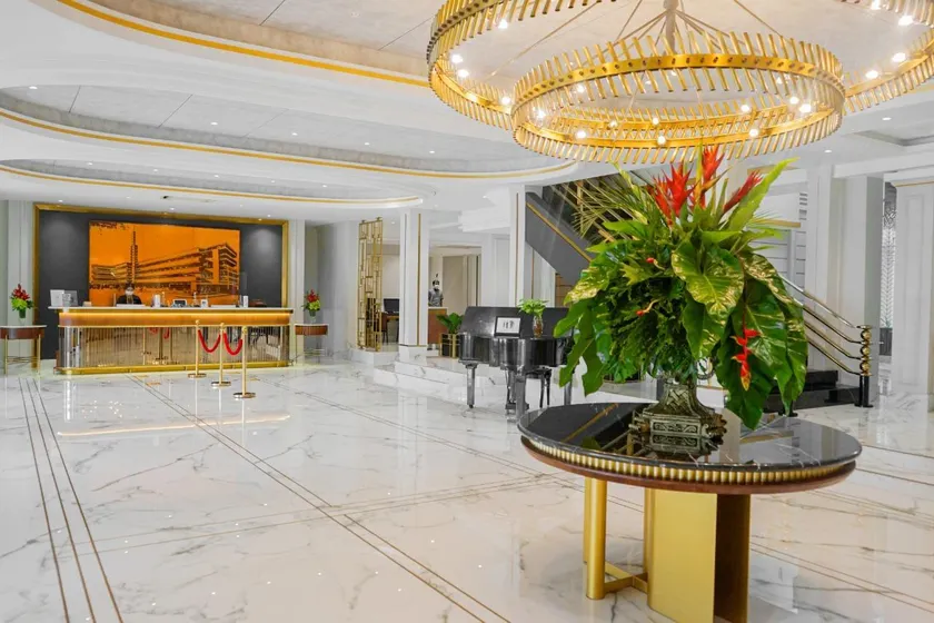 Hotel Savoy Homann - Image 1