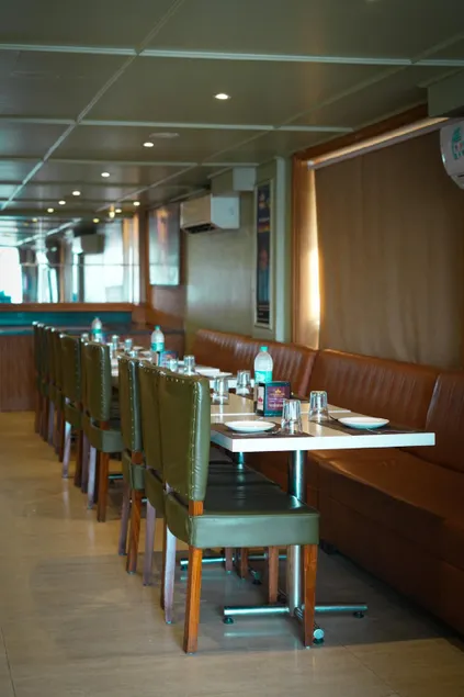 Hotel Grand Ashoka - Image 1