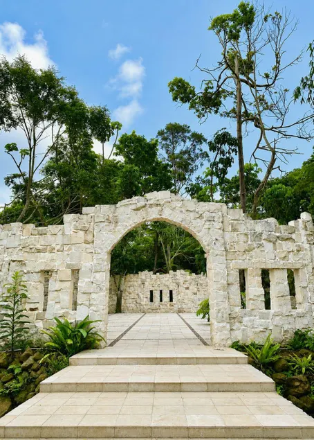 Sapulidi Cafe, Gallery & Resort - Image 1