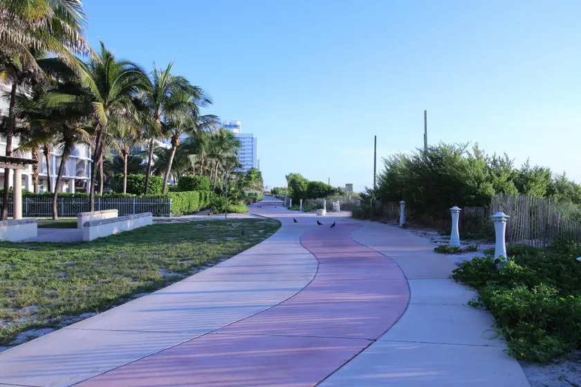 Beach Front Studio Miami Beach - Image 1