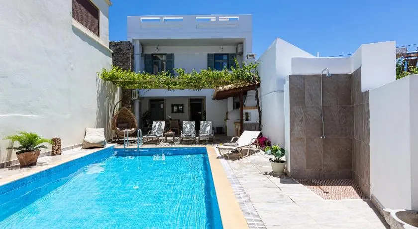 Villa Aprinia - Image 1