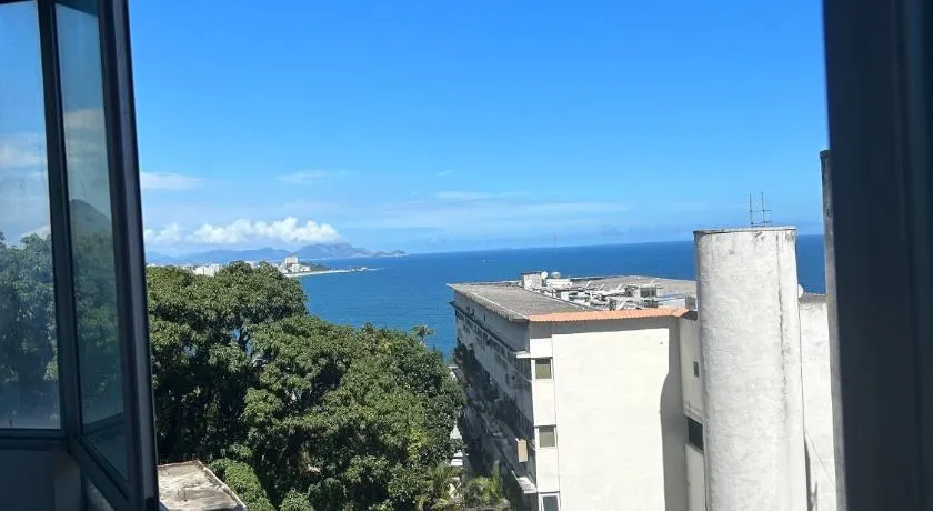 Studio Red Vidigal com Varanda, Vista Mar e Hidromassagem - Image 1
