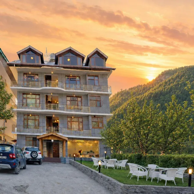 Hotel Oscar Mountain Retreat - Image 1