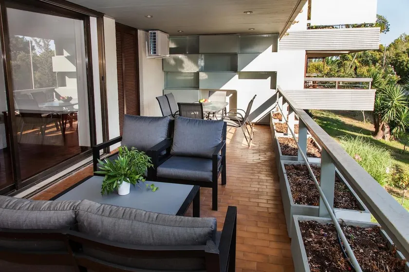 Delux Apartment with Amazing Balcony! - Image 1