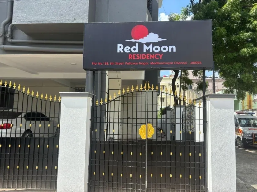 Super Hotel O Red Moon Residency - Image 1