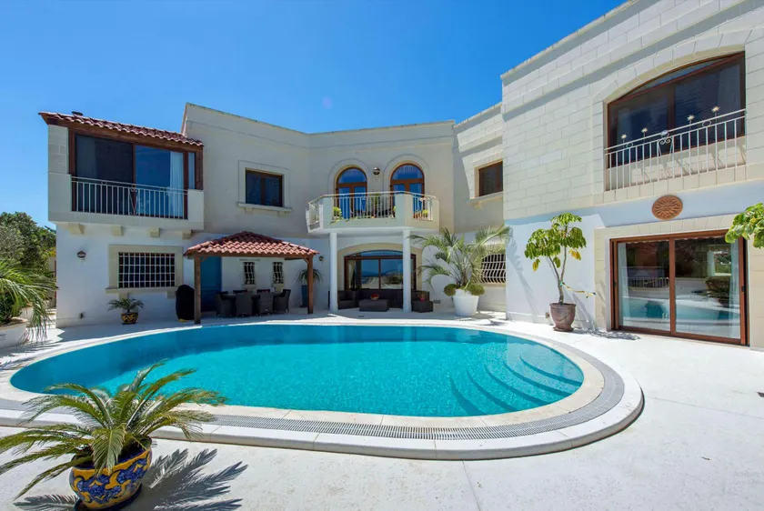 Villa Alexandra: Sea Views Pool Jacuzzi Sauna - Image 1