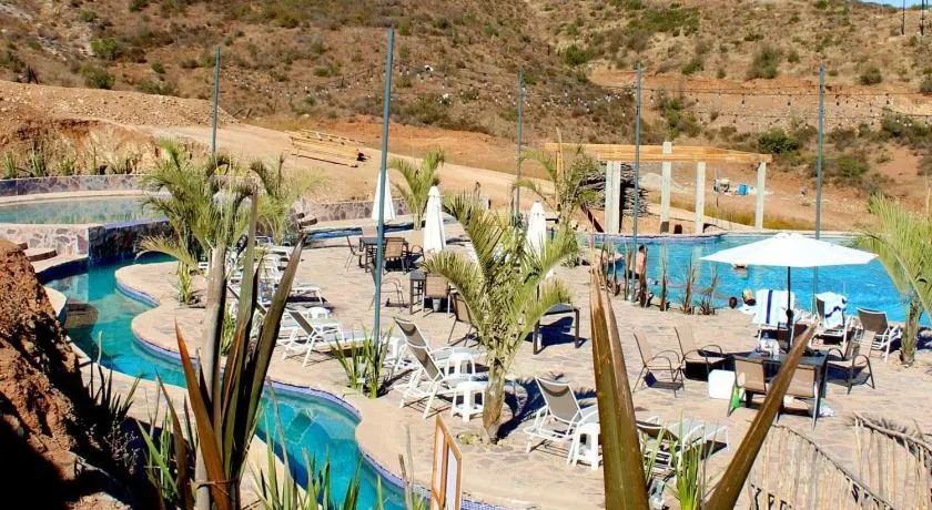 Maple Resort - Image 1