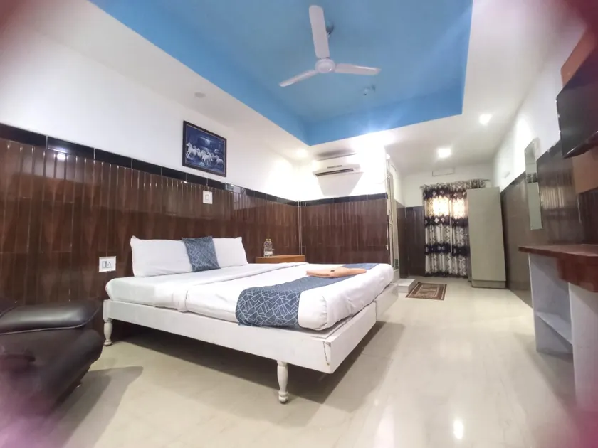 DhamStay Hotel Swagat Bhubaneswar Near Railway Station - Image 1