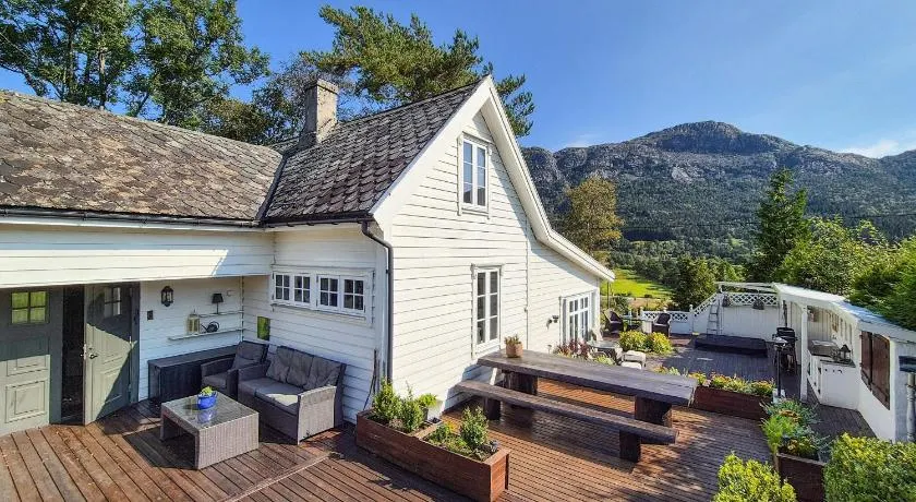 3 Bedroom Lovely Home In Vikebygd - Image 1