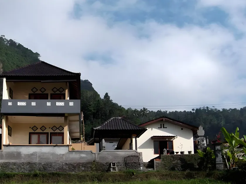 Bukit Luah Sidemen - Image 1