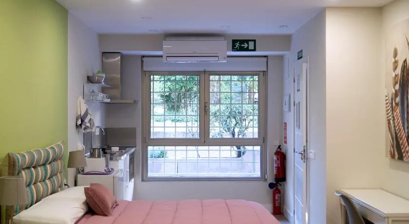 Moncloa room apartments - Image 1
