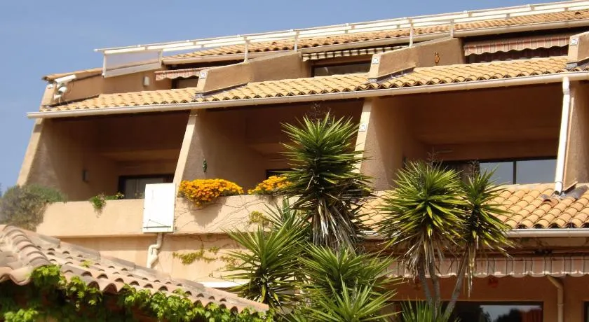 Hôtel Les Palmiers Bormes-les-Mimosas - Image 1