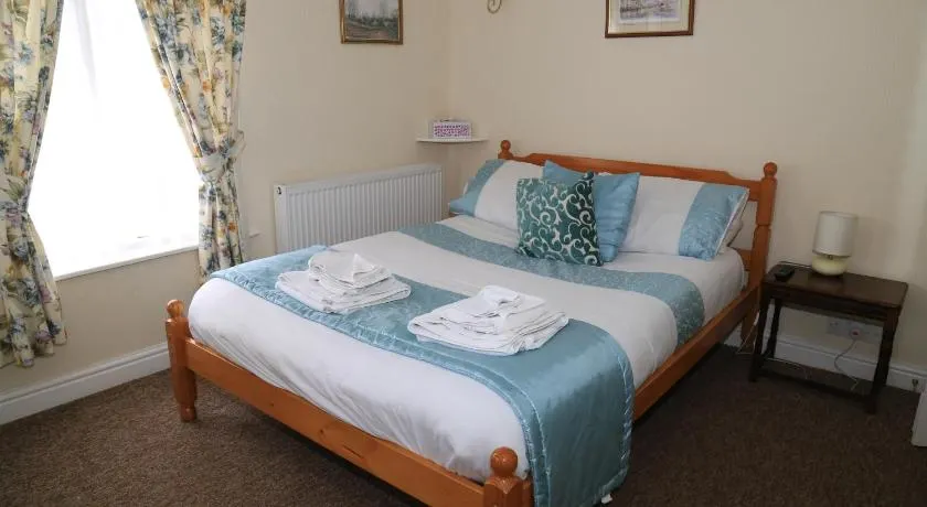 Ladywood House Bed and Breakfast - Image 1