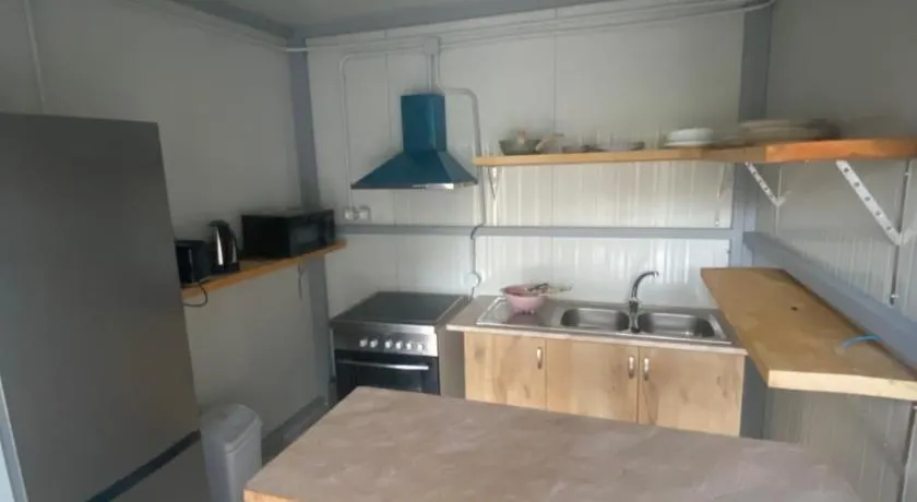 Eleni's Holiday Rooms - Image 1