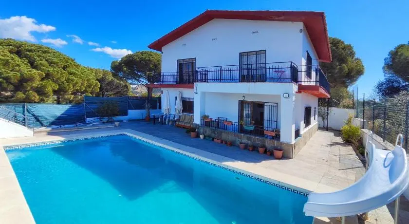 Casa con piscina privada en Sant Pol de Mar - Image 1