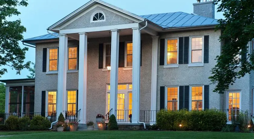 Steeles Tavern Manor Bed and Breakfast - Image 1
