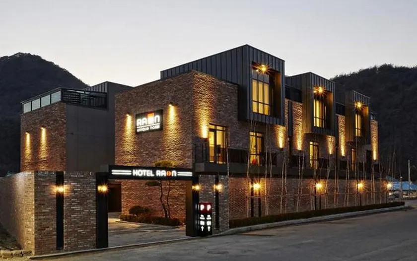Boeun Songnisan Raon Hotel - Image 1