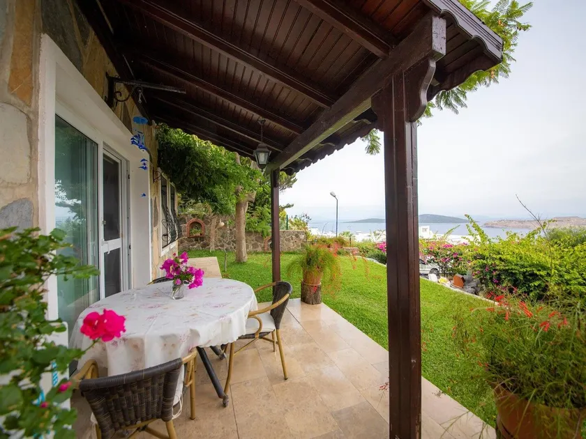 Villa on Sea Side 1 BR - Image 1