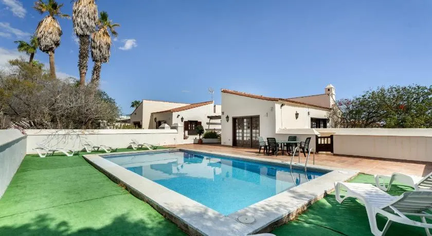 Logement de vacances \"Villa de 3 chambres à Golf del Sur\". - Image 1