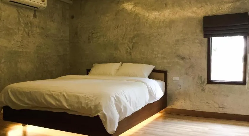 Nai Suan Inn - Image 1