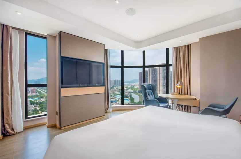 Atour Hotel Zhongshan Tanzhou - Image 1