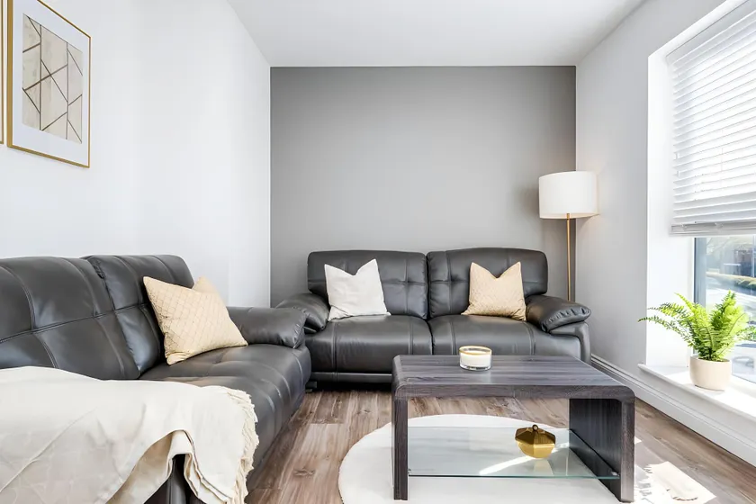 Opal Luxury apartment***** Jewellery Quarter - Image 1