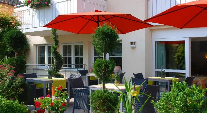 Hotel Im Winkel, (Langenargen), LHS 09416 - Image 1