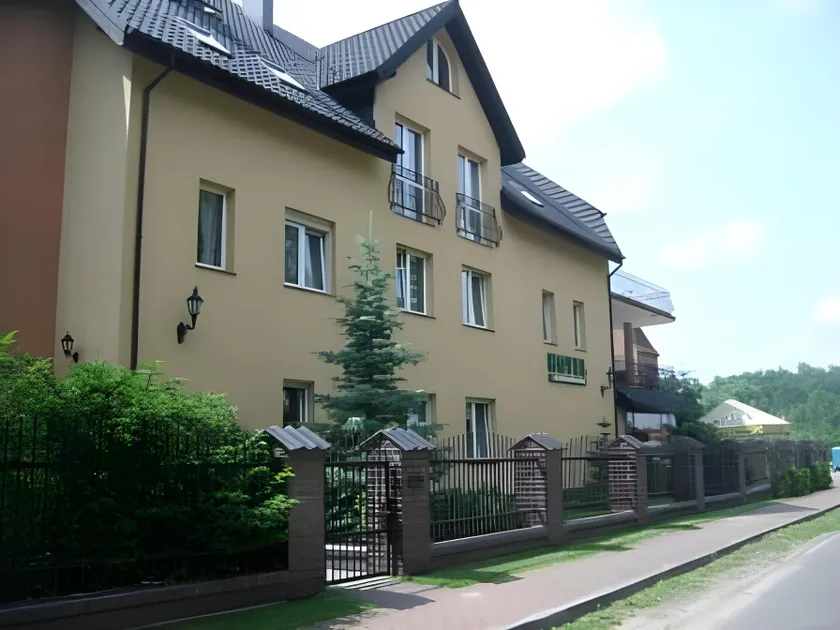 Zieliniec Poznań B&B - Image 1