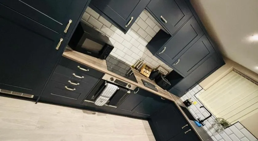 Tarn House Apartment South Yorksire - Image 1
