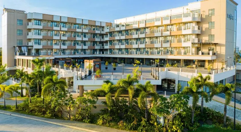SixtyFifth Destination Resort Hotel - Image 1